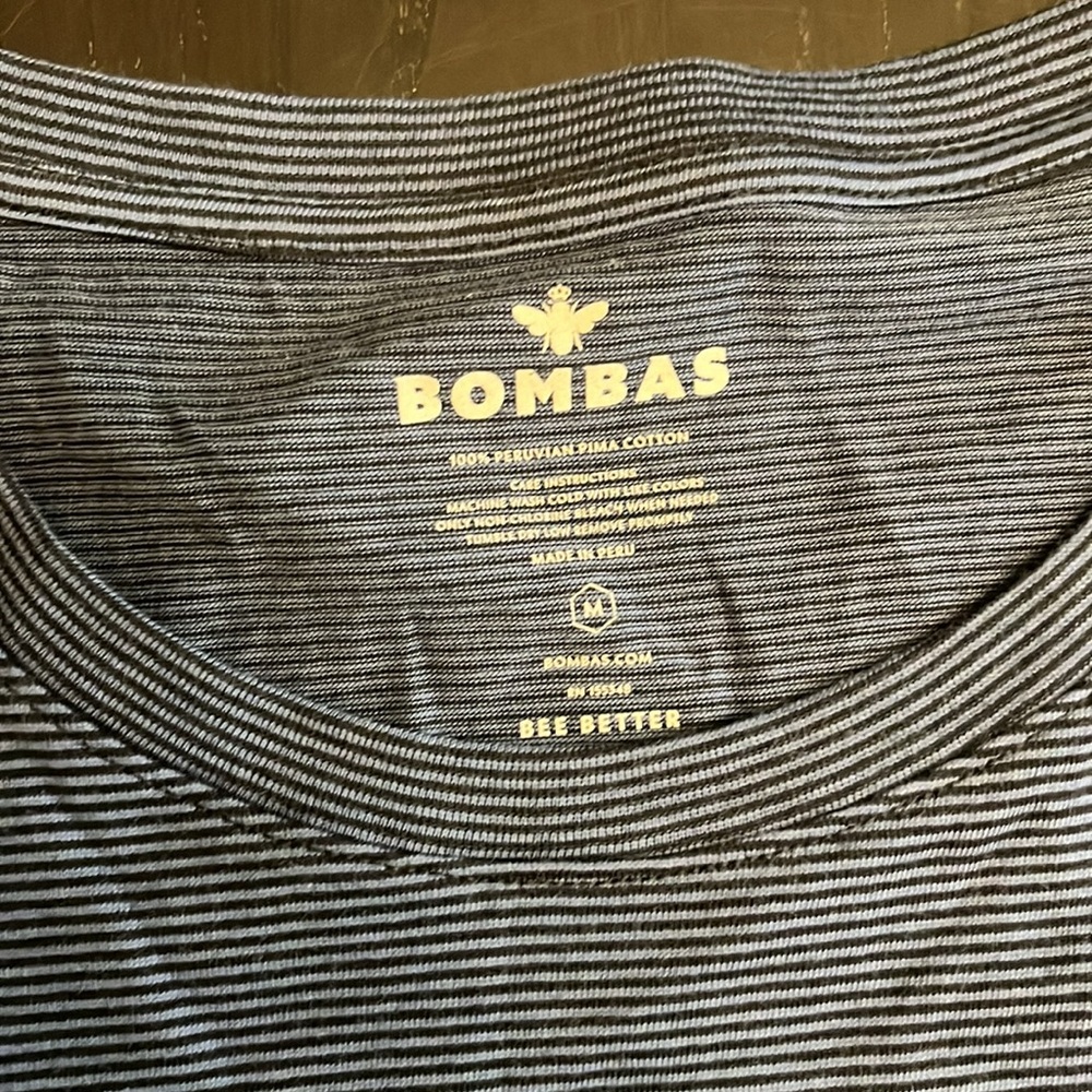 Bombas Men’s Pocket T-Shirt Size M - Picture 2 of 5